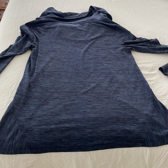 TE VERDE ATHLETIC TOP - Picture 6 of 6